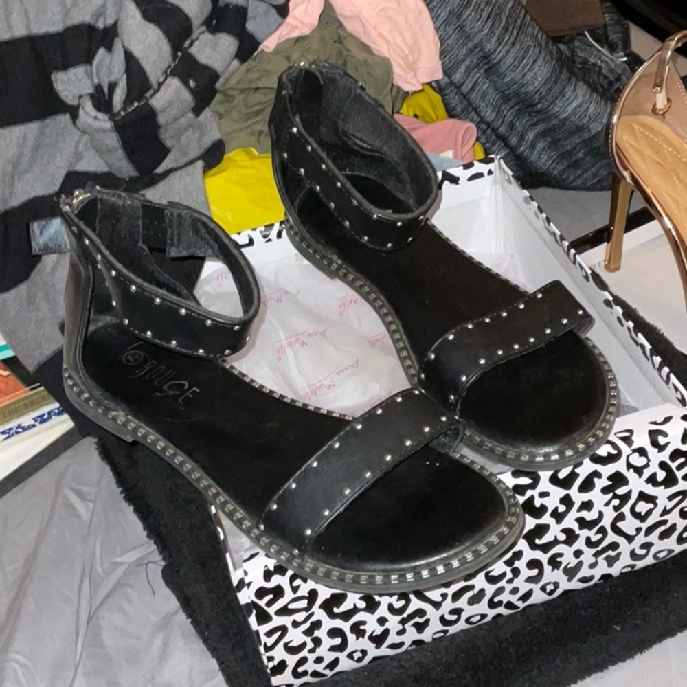 Black sandals